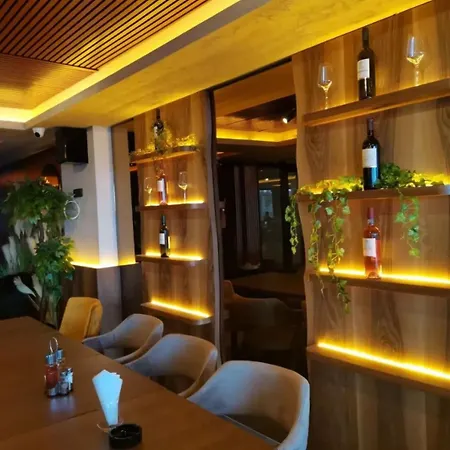 L6 & P90 Milmari Apartmán *